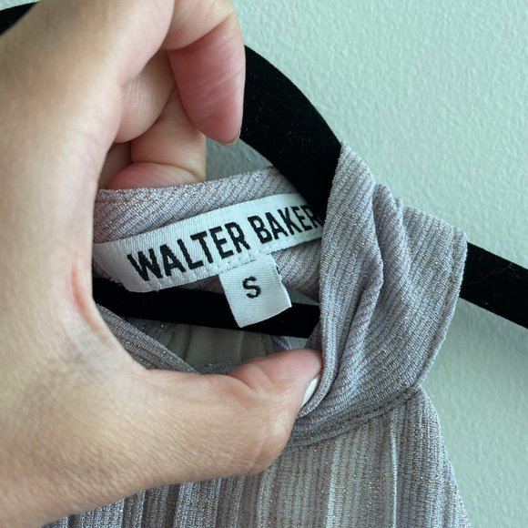 Walter Baker Gold Halter Pleated Top - Size Small - Picture 3 of 8